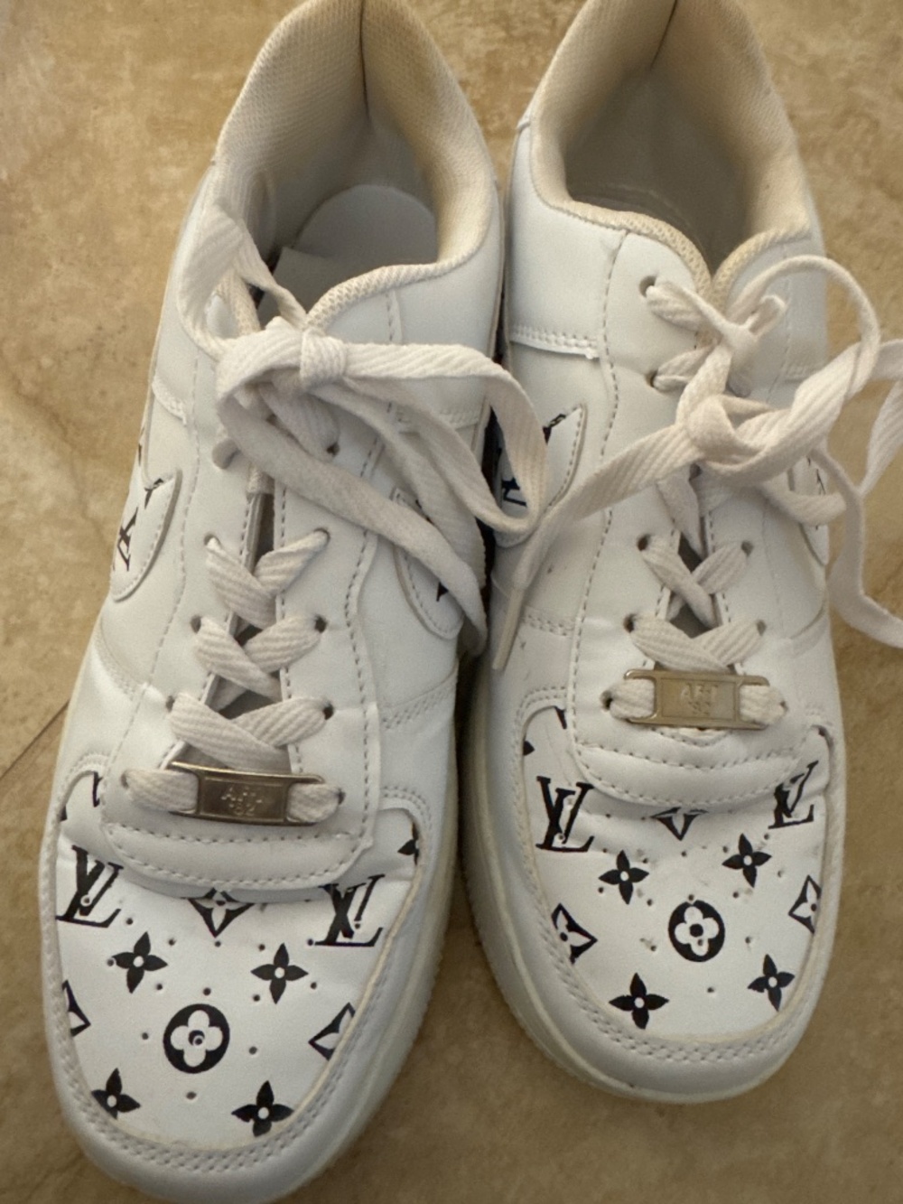 LV custom Nike air max - Picture 12 of 12